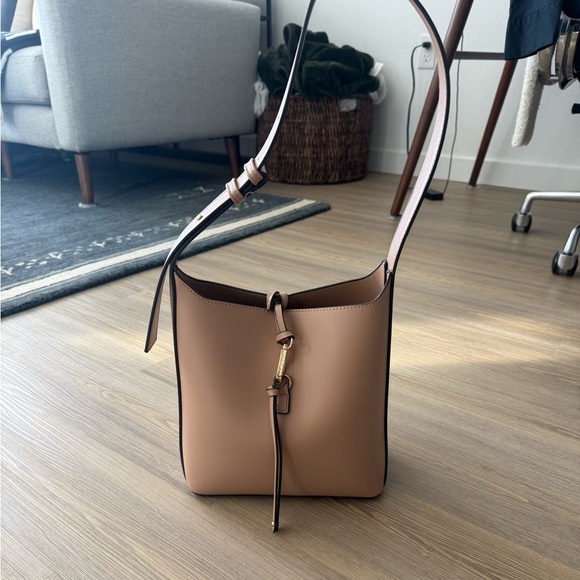 Anthropologie Handbags - NWOT Anthropologie Mali+Lili vegan leather small shoulder bag: color tan